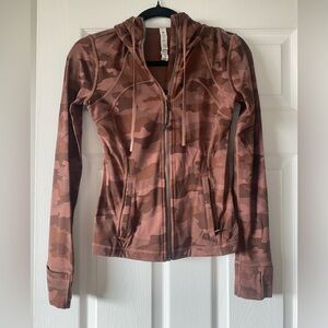 Lululemon define military print hooded jacket